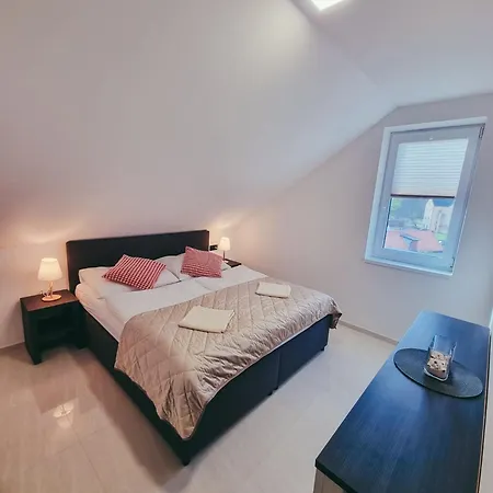 Apartment U Parku Lednice